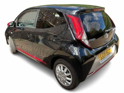 Toyota Aygo 1.0 Vvt-i X-trend Black #4