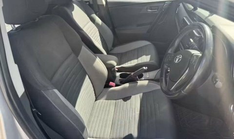 Toyota Auris 1.8 Vvt-h Icon Silver #5