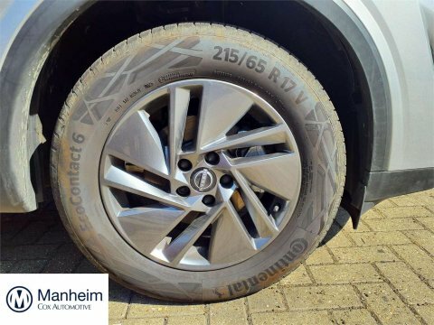 Nissan Qashqai 1.3 Dig-t Mhev Silver #4