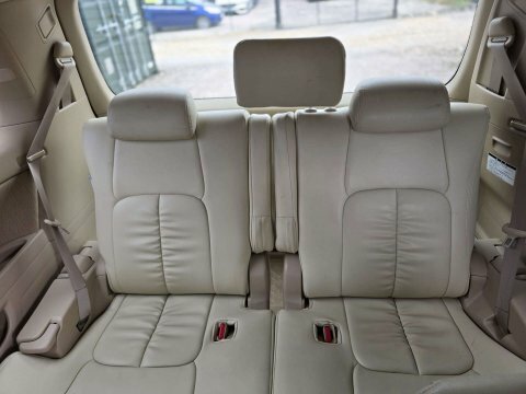 Toyota Alphard Royallounge Le 4Wd White #7