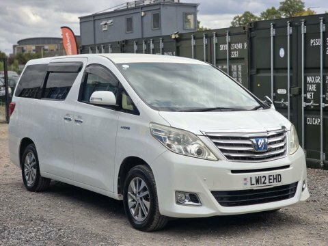 Toyota Alphard Royallounge Le 4Wd White #11