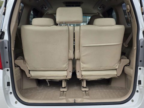 Toyota Alphard Royallounge Le 4Wd White #8