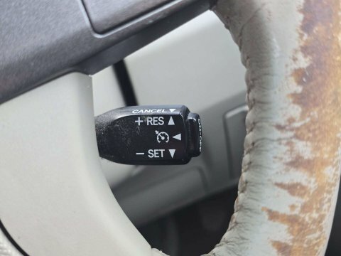 Toyota Estima Mpv Silver #32
