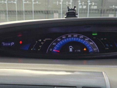 Toyota Estima Mpv Silver #28