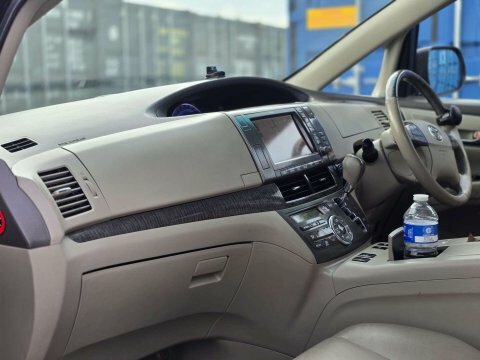 Toyota Estima Mpv Silver #11