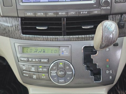 Toyota Estima Mpv Silver #24