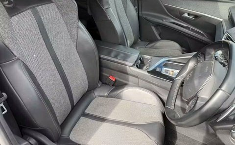 Peugeot 5008 1.5 Bluehdi Allure Black #5
