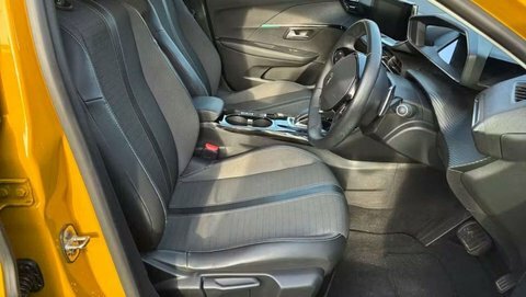 Peugeot 208 1.2 Puretech Allure Yellow #5