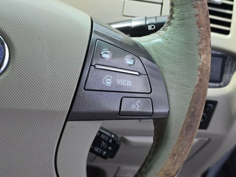 Toyota Estima 2.4 E-four X,ulez 2.4 White #27