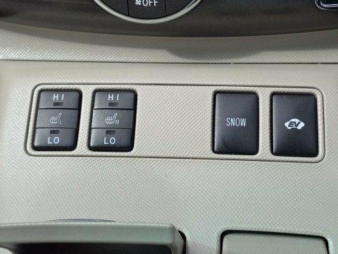Toyota Estima 2.4 E-four X,ulez 2.4 White #31