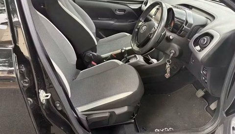 Toyota Aygo 1.0 Vvt-i X-trend Black #5
