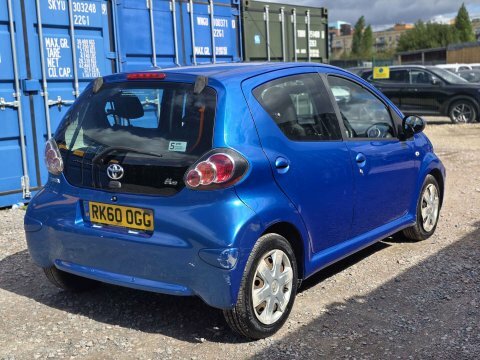 Toyota Aygo Hatchback #15