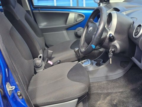 Toyota Aygo Hatchback #16