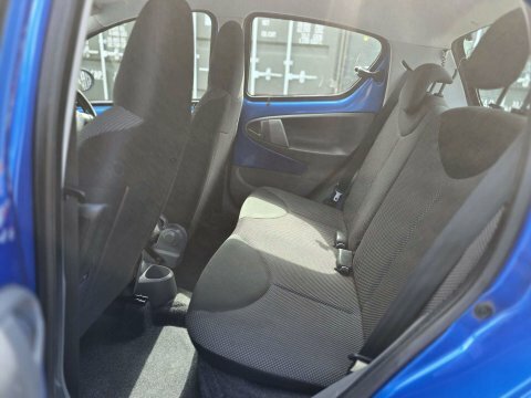 Toyota Aygo Hatchback #14
