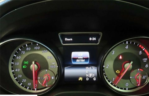 Mercedes-Benz GLA Class Suv 2.0 Gla250 Amg Line 2016 Silver #3
