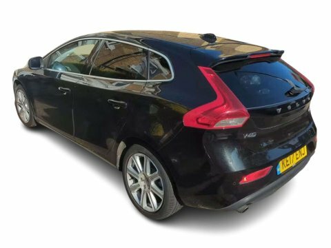 Volvo V40 1.5 T3 Inscription Black #4