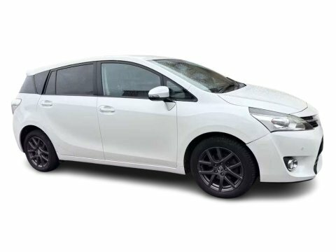 Toyota Verso 1.8 V-matic Trend White