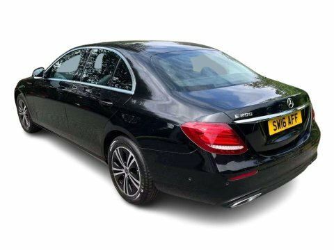 Mercedes-Benz E Class 2.0 E200 Se Black #4