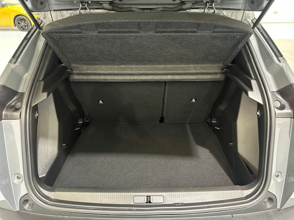 Peugeot 2008 1.2 Puretech 130 Allure Eat8 Grey #6