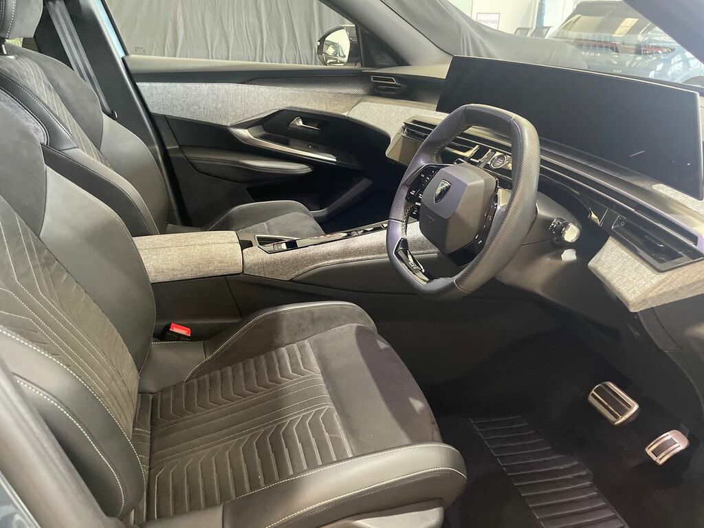 Peugeot 3008 1.2 Hybrid 136 Gt E-dsc6 Blue #3