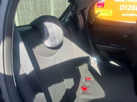Peugeot 108 1.0 72 Active Red #26