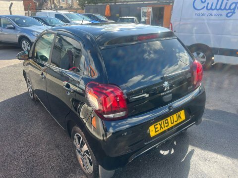 Peugeot 108 1.0 72 Active Red #9
