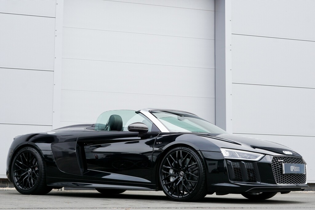 Audi R8 5.2 Fsi V10 Plus Black #4