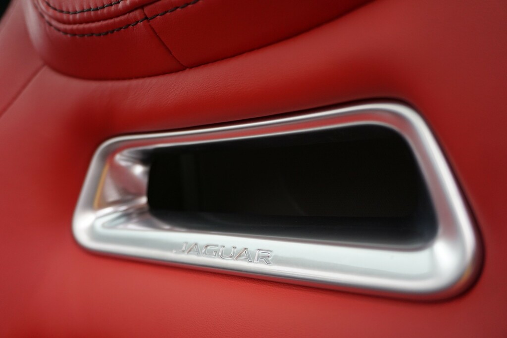 Jaguar F-Type V6 S Awd White #31