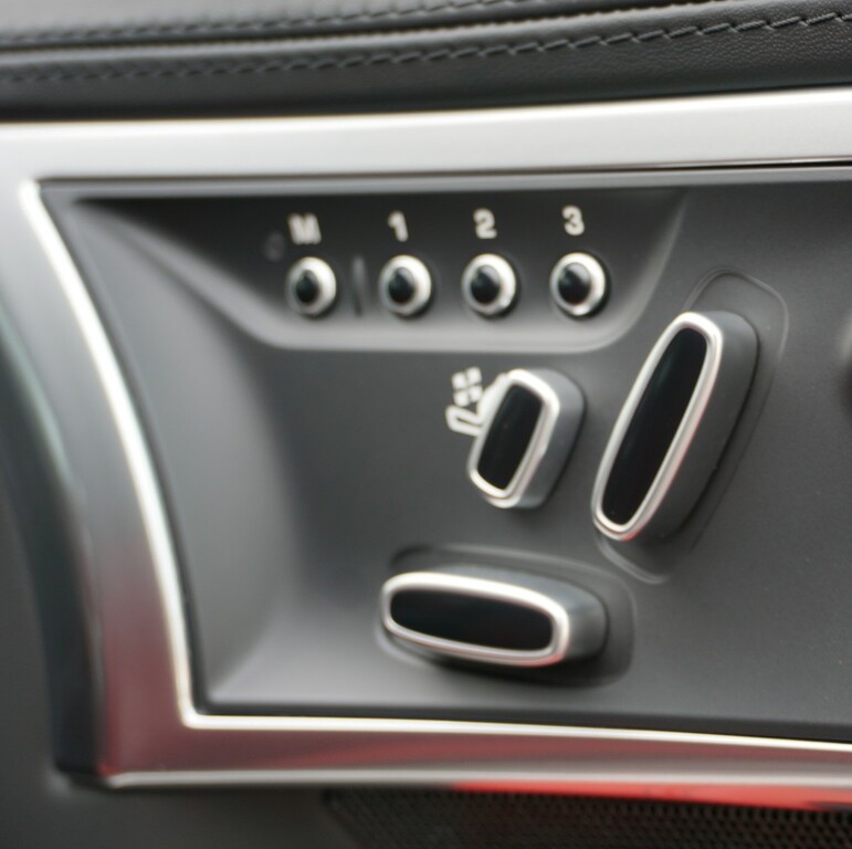 Jaguar F-Type V6 S Awd White #22