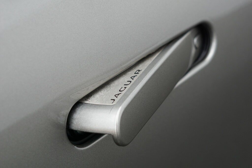 Jaguar F-Type V6 S Awd White #18