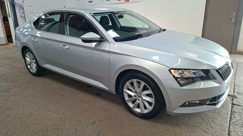 Skoda Superb 2.0 Tdi Se Dsg Euro 6 Ss Silver #3