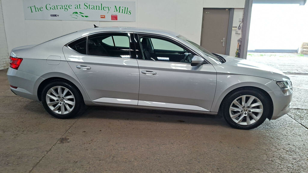 Skoda Superb 2.0 Tdi Se Dsg Euro 6 Ss Silver #4