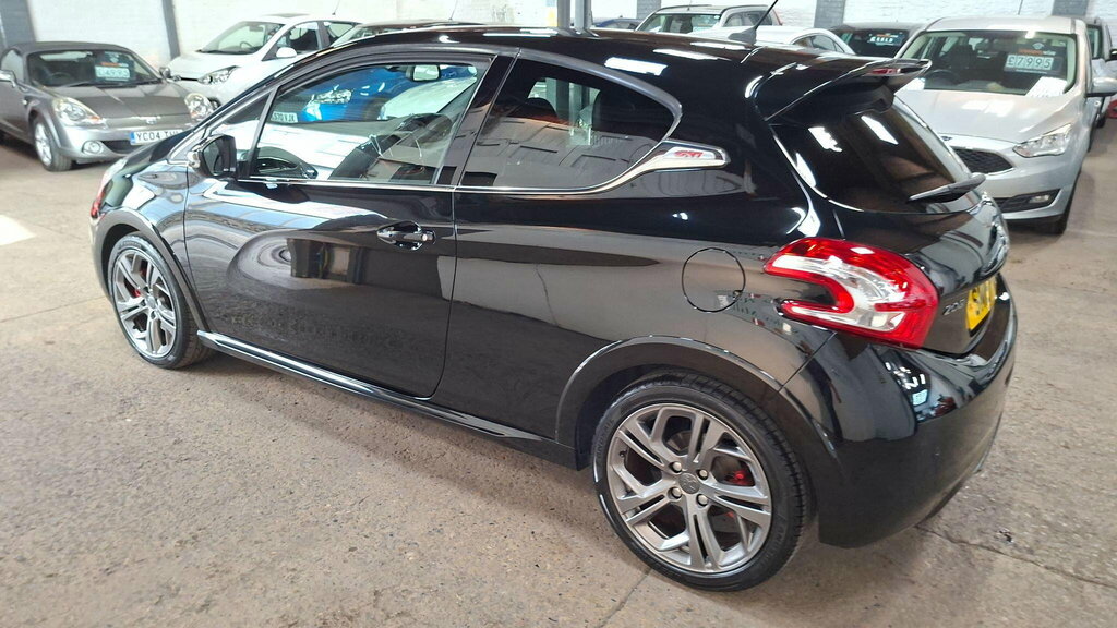 Peugeot 208 1.6 Thp Gti Euro 5 Black #3