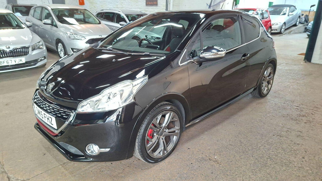 Peugeot 208 1.6 Thp Gti Euro 5 Black #2