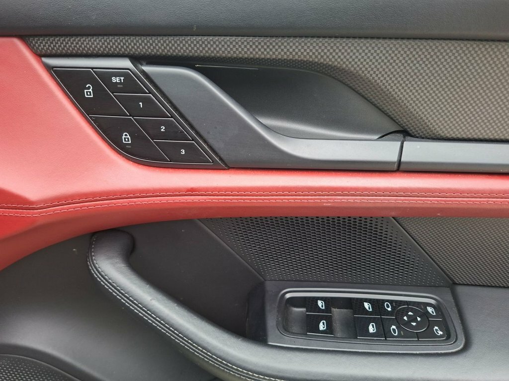 Porsche Taycan 420Kw 4S 93Kwh Grey #22