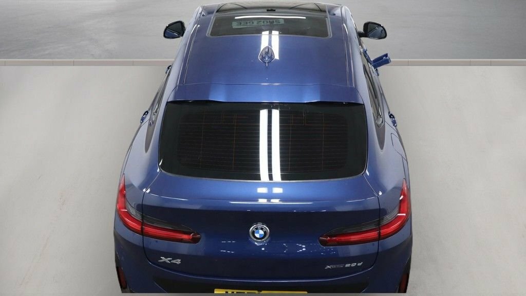 BMW X4 2L M Sport Blue #5