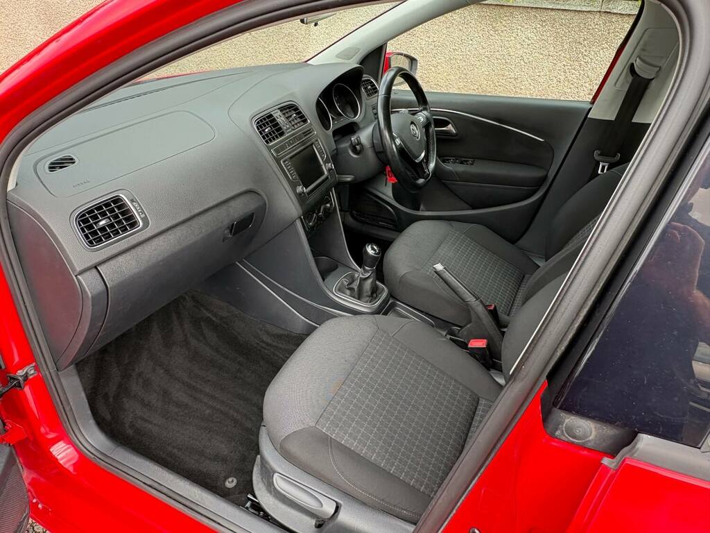 Volkswagen Polo Red #17