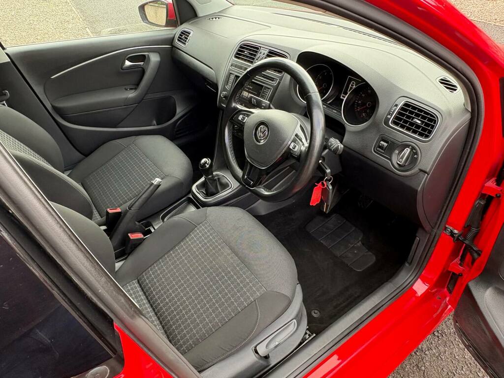 Volkswagen Polo Red #12