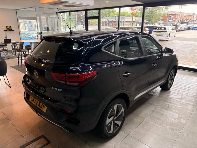 MG ZS 2022 72.6Kwh Se Long Range LR72KZP Black #3