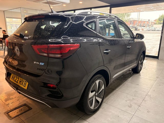 MG ZS 2022 72.6Kwh Trophy Long Range AK22HXB Black #4