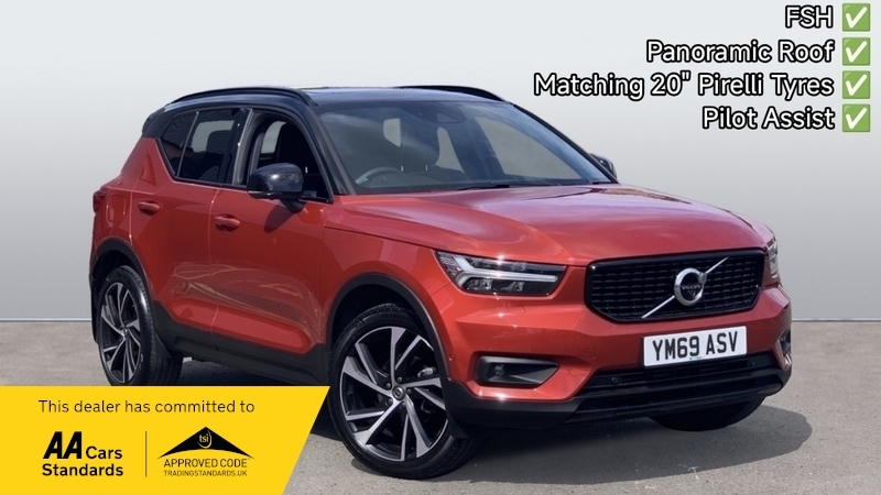 Volvo XC40 D3 R-design Pro YM69ASV Red