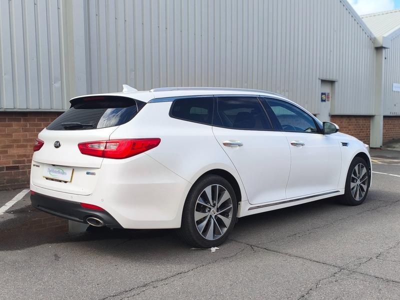 Kia Optima Crdi 3 Isg White #3