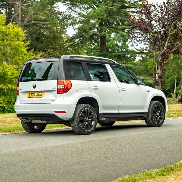 Skoda Yeti 2.0 Tdi Monte Carlo Suv 4Wd Euro White #2