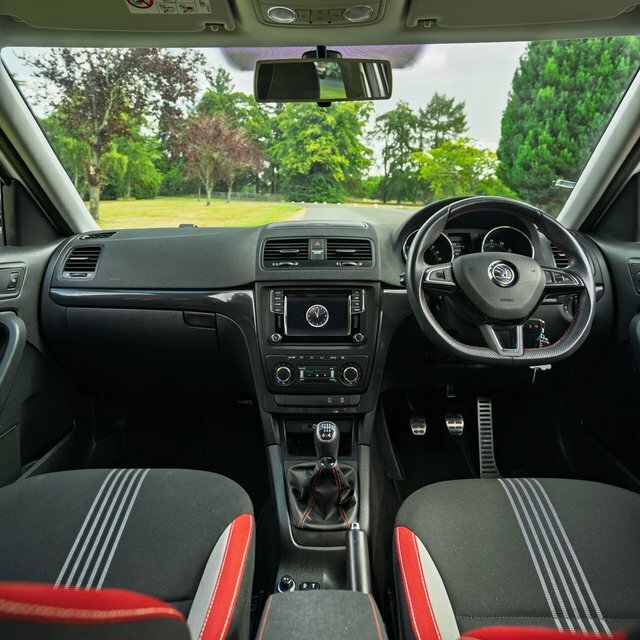 Skoda Yeti Suv Green #7
