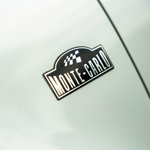 Skoda Yeti 2.0 Tdi Monte Carlo Suv 4Wd Euro White #5