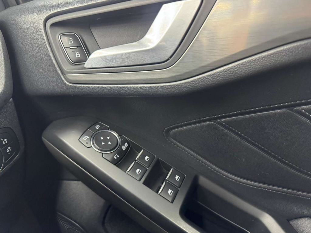 Ford Focus Titanium X Tdci EK70YML #4