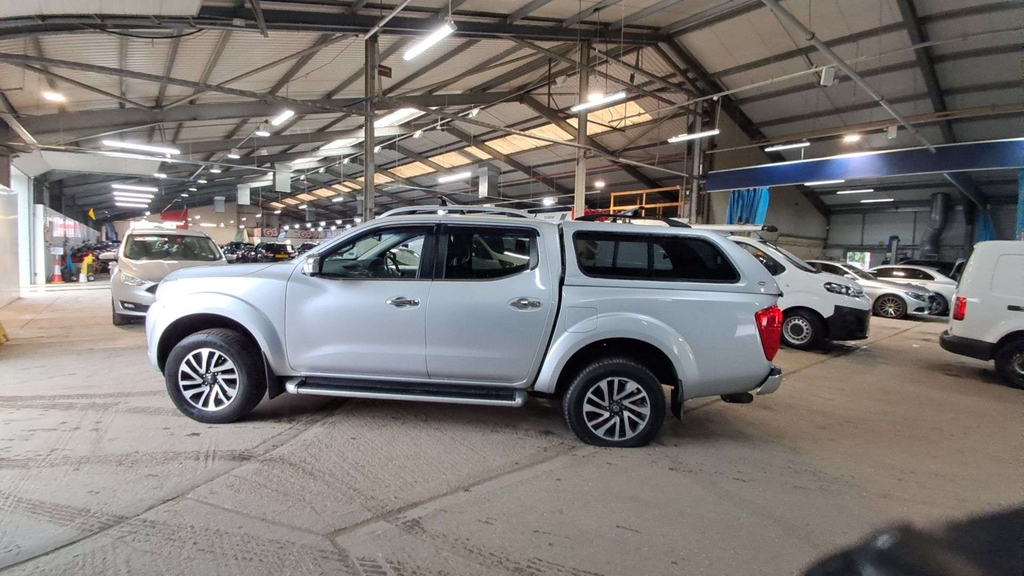 Nissan Navara Tekna Dci 4Wd  #4
