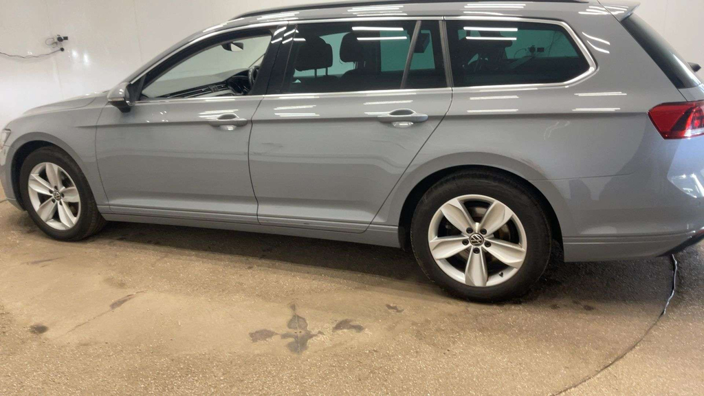 Volkswagen Passat Gte Advance Grey #10