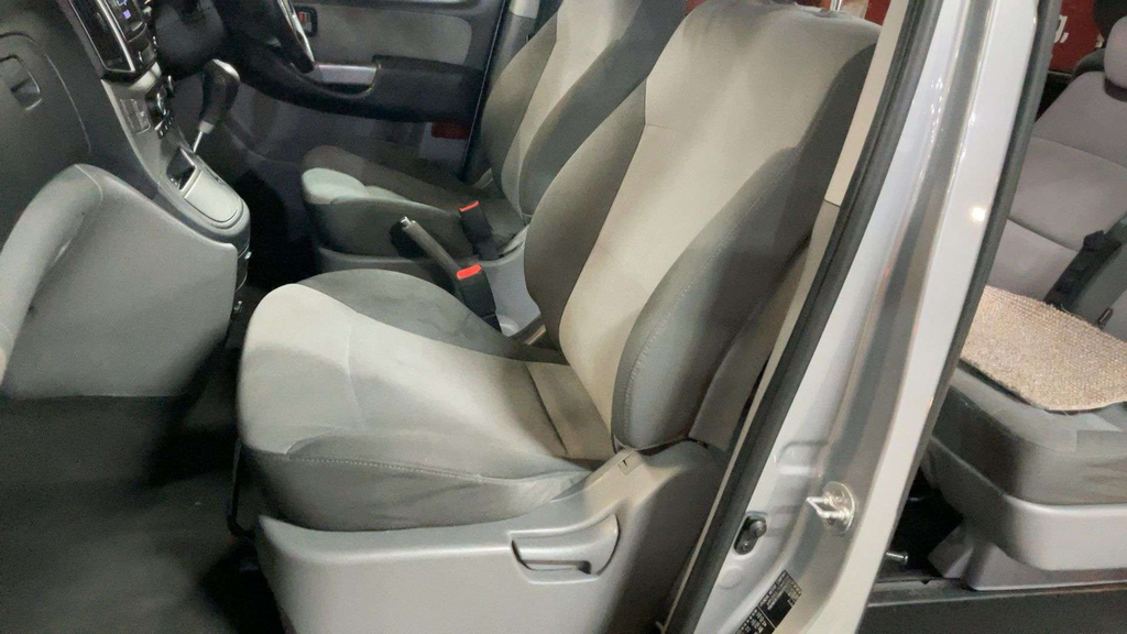 Hyundai I800 2.5 Crdi Se Red #8