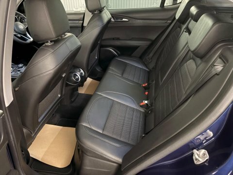 Alfa Romeo Stelvio 2.0T Nero Edizione  #6